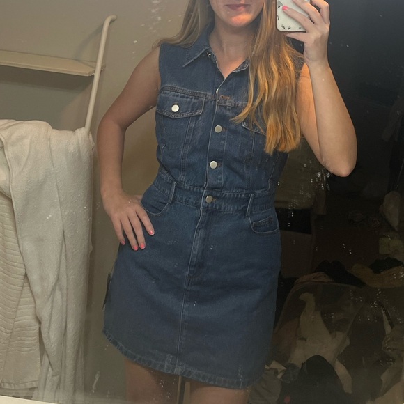 Lulu’s READY TO CHARM MEDIUM WASH DENIM MINI DRESS - Picture 2 of 3
